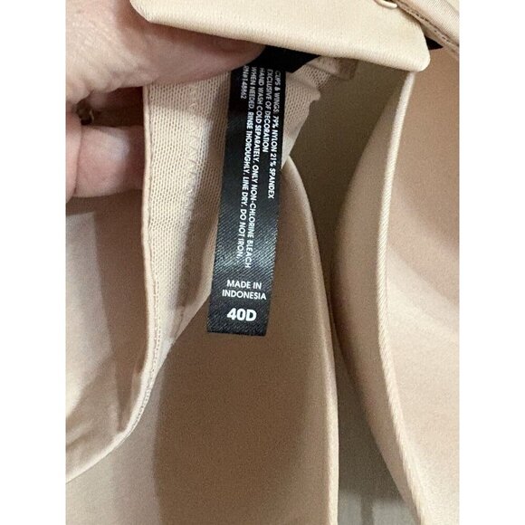 Torrid-Bra Size 40D Beige With Cut Out Underwire - Picture 6 of 6